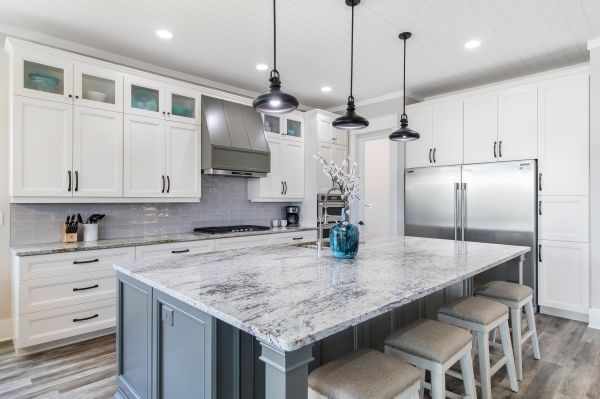 Professional Modern Kitchen Remodeling